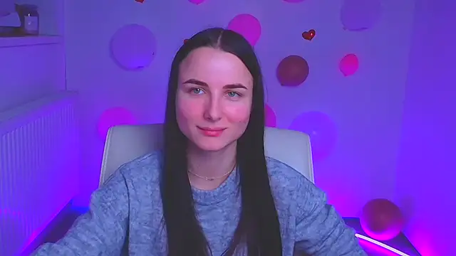 Eva Janee online show from March 7, 2025, 10:24 am