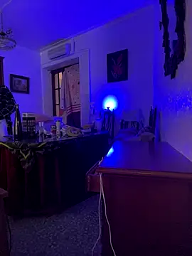 PutaNieves1983 online show from November 30, 2025, 1:34 pm