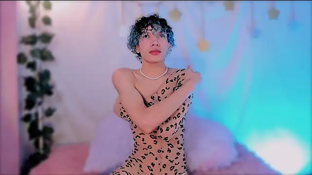 Im Alejo online show from October 4, 2025, 1:51 am