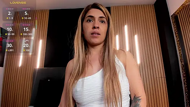 Snapshot of EvaaLovia1 chatting on March 21, 2026, 2:54 pm EvaaLovia1 online show from March 21, 2026, 2:54 pm