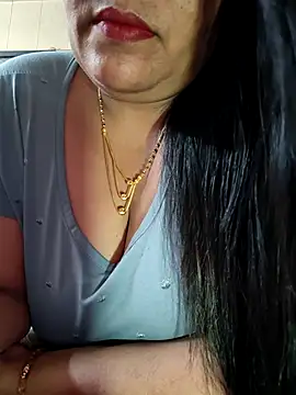 sneha rose online show from September 18, 2025, 6:16 am