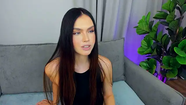 sexyangeloux online show from September 10, 2025, 9:47 pm