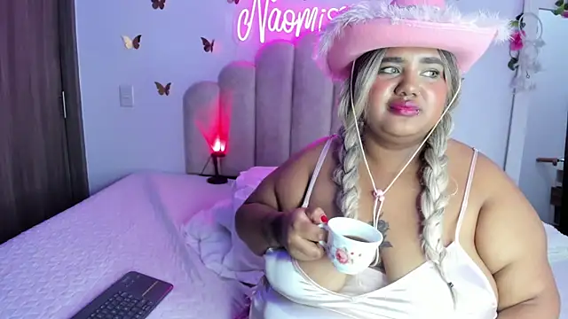 NaomiAsha online show from October 2, 2025, 11:24 am