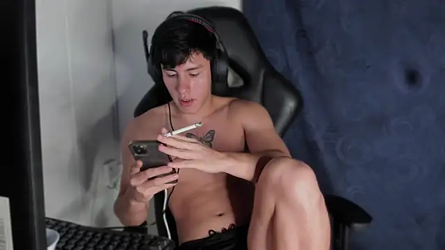 Snapshot of krizia7 chatting on March 21, 2025, 5:00 am krizia7 online show from March 21, 2025, 5:00 am