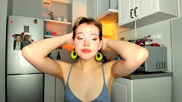 Niky  Jess online show from March 6, 2025, 8:09 am