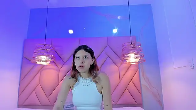 AngelaaCute  online show from March 11, 2025, 12:28 pm