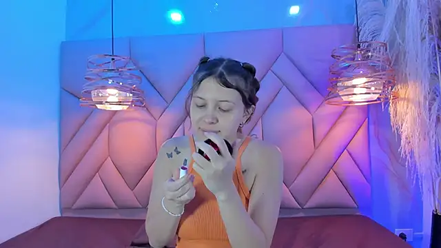 AngelaaCute  online show from February 28, 2025, 12:31 pm