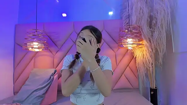 AngelaaCute  online show from March 19, 2025, 12:12 pm