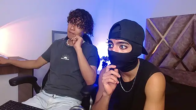 nickolas moon online show from February 23, 2025, 1:53 pm