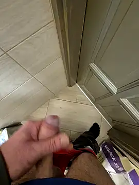 kisbiro77777 online show from November 22, 2025, 7:40 am