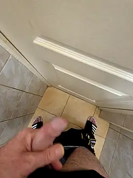 kisbiro77777 online show from October 21, 2025, 8:41 pm