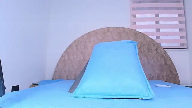 anisha x online show from July 11, 2026, 7:25 pm