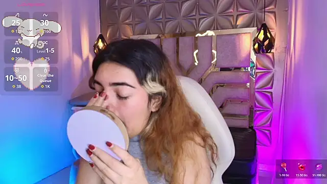 meraki fraise online show from November 24, 2025, 8:31 pm