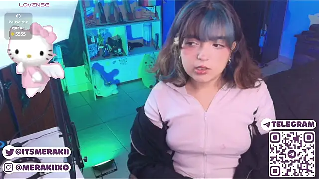 Snapshot of meraki_fraise chatting on June 17, 2026, 7:24 pm meraki fraise online show from June 17, 2026, 7:24 pm