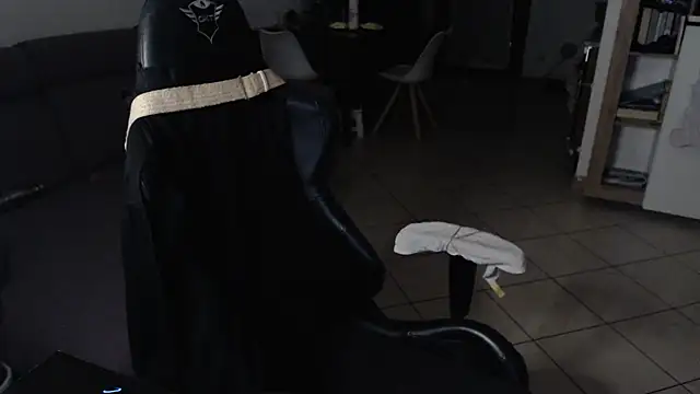 valerysexy online show from August 7, 2026, 9:21 pm