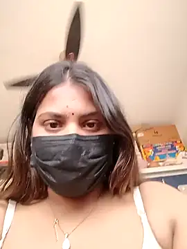 Hotmilfxox online show from January 24, 2025, 12:31 pm