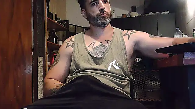 ozzypsico13 online show from March 3, 2025, 2:22 am