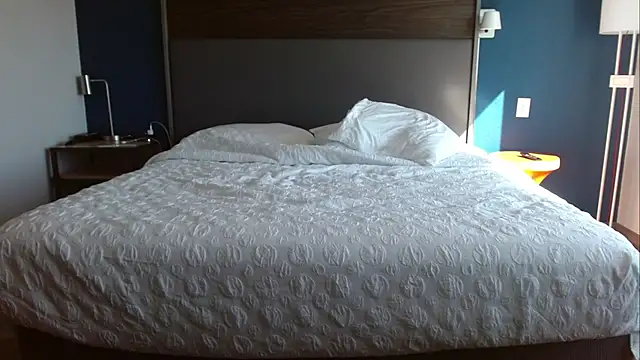 H1gh Fr3qu3ncy online show from January 24, 2025, 5:42 pm