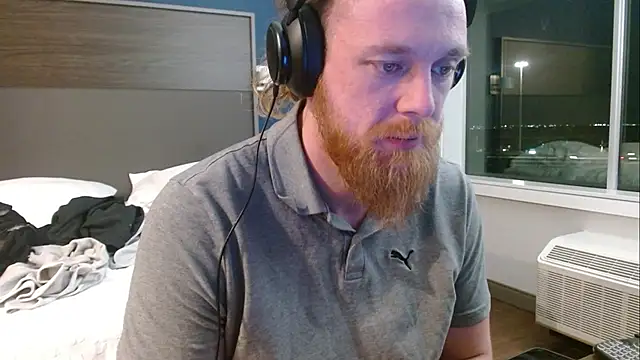 H1gh Fr3qu3ncy online show from February 3, 2025, 2:47 am