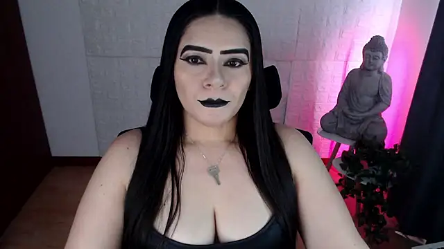 GODDESS EVANS online show from September 18, 2025, 3:59 pm