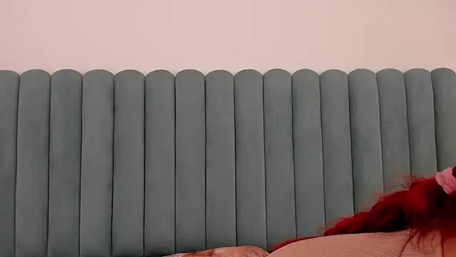 AnnyCherry  online show from October 28, 2025, 9:58 pm