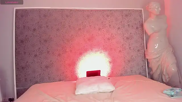 Ari sunshine  online show from September 23, 2025, 5:03 am