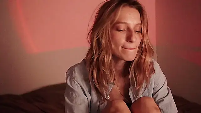 Stephany talks online show from December 17, 2024, 2:23 am