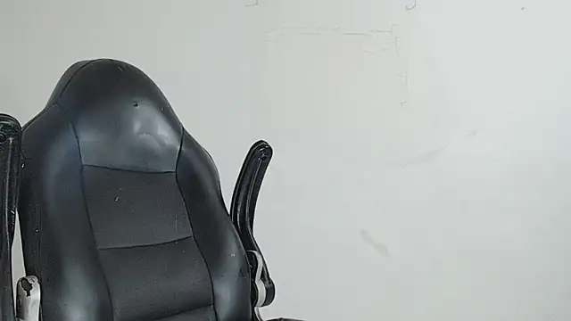 Snapshot of brant_garciabbc chatting on February 9, 2026, 7:12 pm brant garciabbc online show from February 9, 2026, 7:12 pm