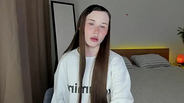 Stella Sunny online show from July 26, 2026, 12:39 am