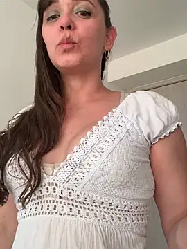 natalie cowens online show from July 7, 2026, 10:35 pm