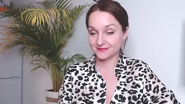 AliciaDesire online show from March 17, 2025, 5:49 pm