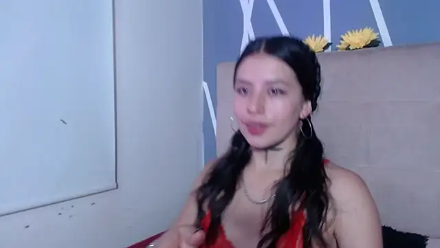 valeriagp online show from March 14, 2025, 7:34 pm