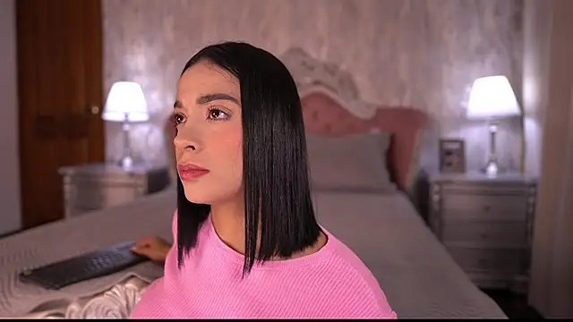 Snapshot of AngelineConnor chatting on June 16, 2026, 10:21 pm AngelineConnor online show from June 16, 2026, 10:21 pm