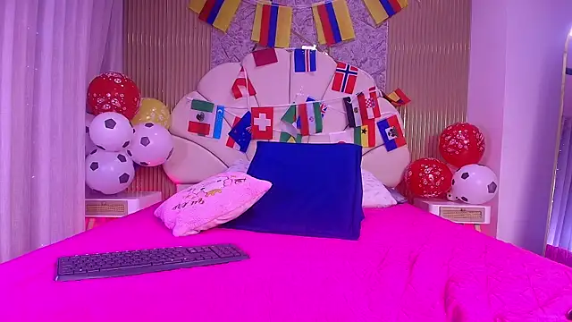 Snapshot of nata_luna chatting on July 10, 2026, 7:14 pm nata luna online show from July 10, 2026, 7:14 pm