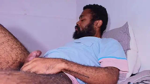 KaelMoreau online show from March 25, 2026, 11:20 am