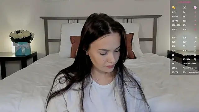  Sweetie  online show from December 3, 2025, 8:47 am