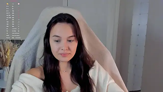  Sweetie  online show from September 20, 2025, 5:07 pm