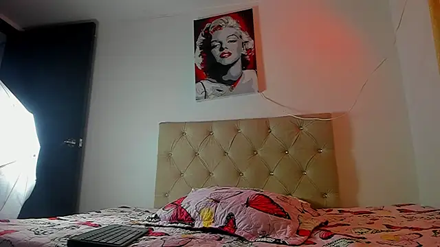 Vahiolet smith online show from September 12, 2025, 3:28 am