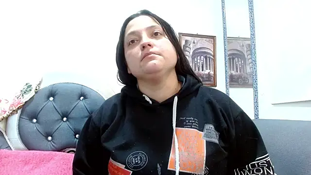 KataleyaStiward online show from June 30, 2026, 4:18 pm