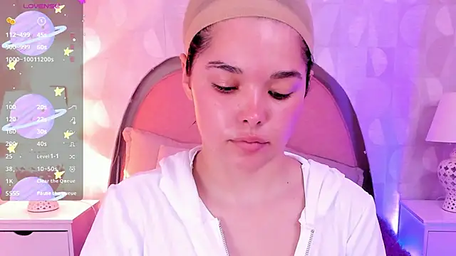 angeline teen online show from June 10, 2026, 12:17 pm