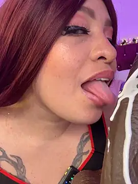 Snapshot of Colors-xx chatting on February 9, 2026, 1:36 am Colors-xx online show from February 9, 2026, 1:36 am