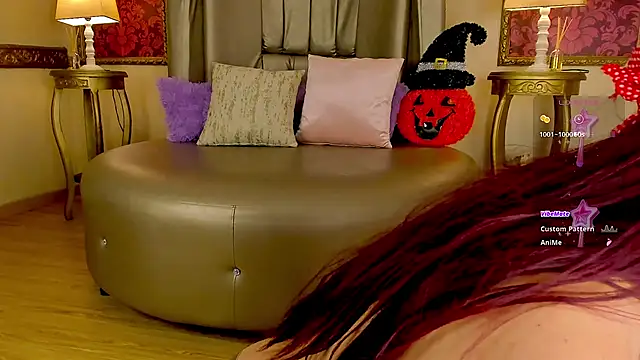 Colors-xx online show from October 18, 2025, 8:00 pm