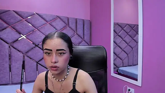 AnnySweett  online show from October 22, 2025, 5:12 pm