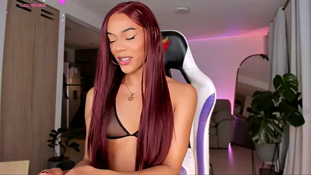  Miss Anna  online show from June 16, 2026, 2:33 am