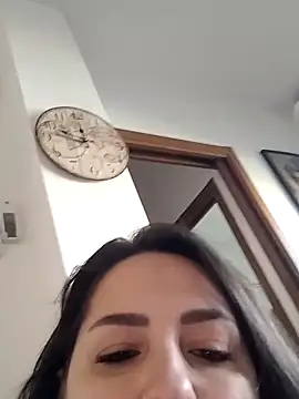 Snapshot of italianboobs chatting on February 21, 2026, 10:50 am italianboobs online show from February 21, 2026, 10:50 am