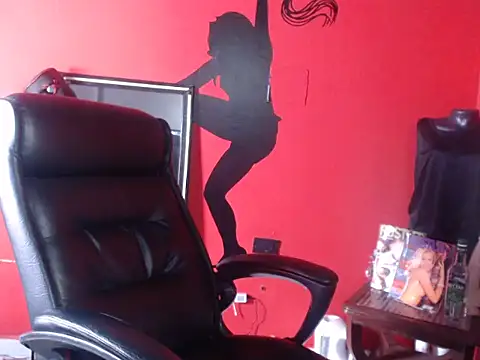 Snapshot of KLOE_PIELL chatting on March 20, 2026, 9:38 pm KLOE PIELL online show from March 20, 2026, 9:38 pm