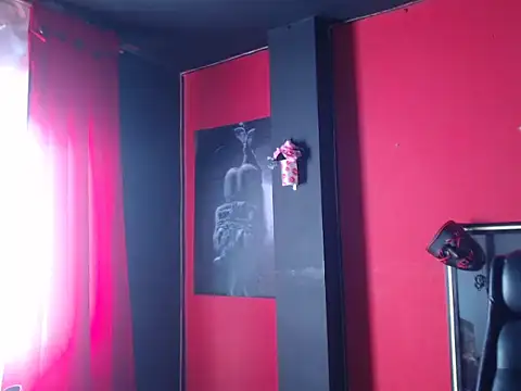 Snapshot of KLOE_PIELL chatting on March 13, 2026, 8:47 pm KLOE PIELL online show from March 13, 2026, 8:47 pm