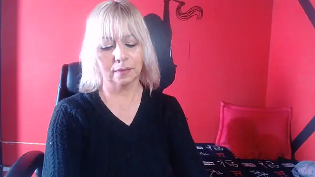 KLOE PIELL online show from June 16, 2026, 5:02 pm