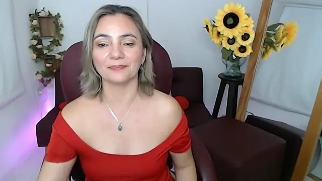 Snapshot of Ghada_milf chatting on July 8, 2026, 10:10 pm Ghada milf online show from July 8, 2026, 10:10 pm
