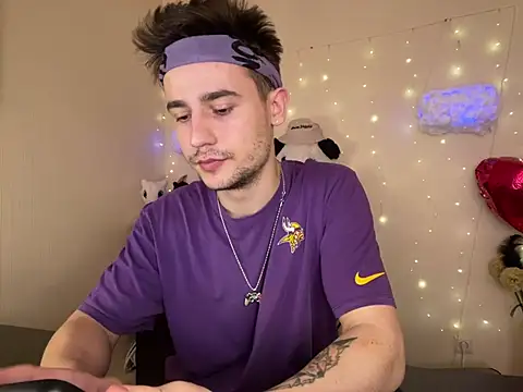 Mike severi2 online show from February 23, 2025, 9:11 am